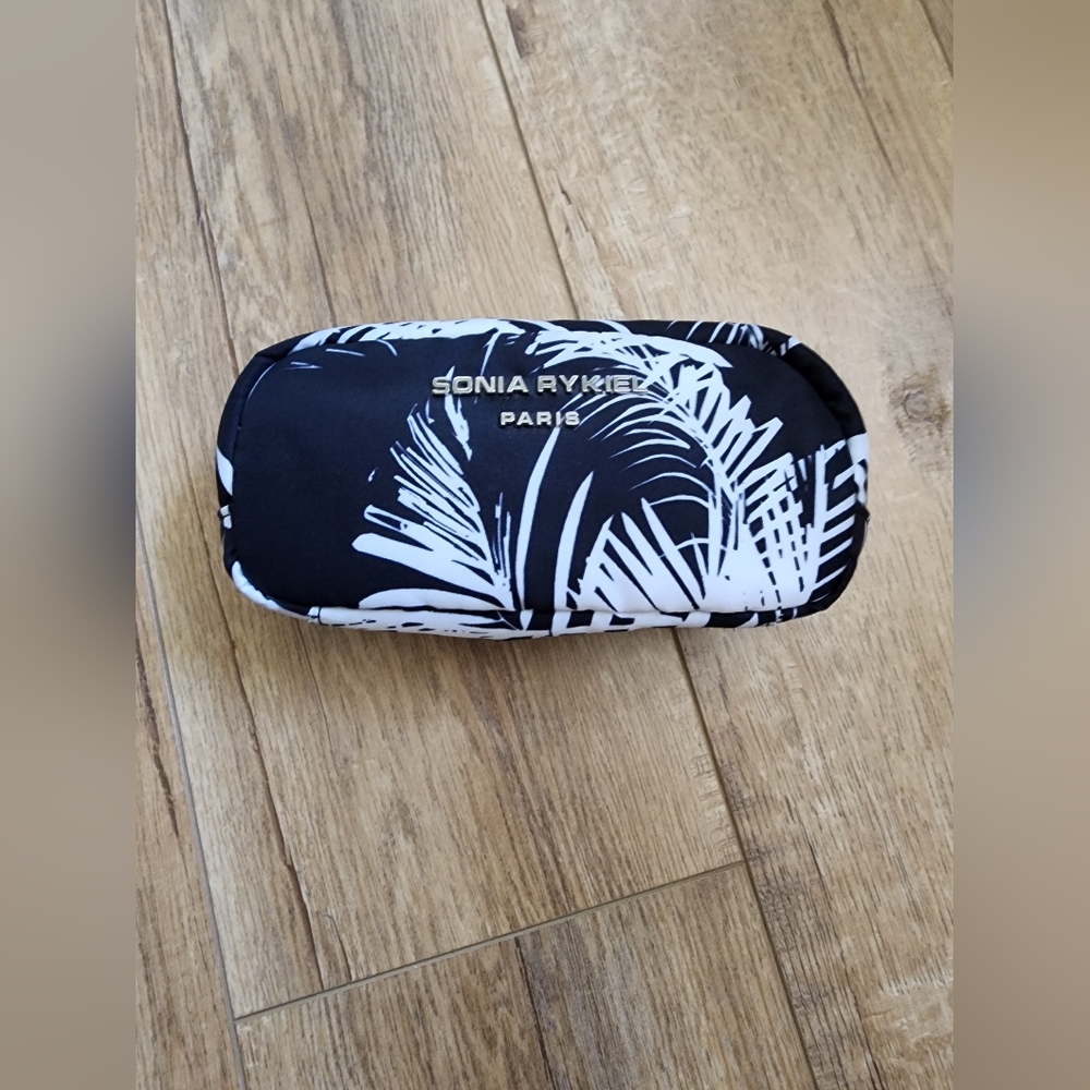 Sonia Rykiel Black padded Palm Make Up Cosmetic Bag Zip Glasses Soft Case 7x3x2.
